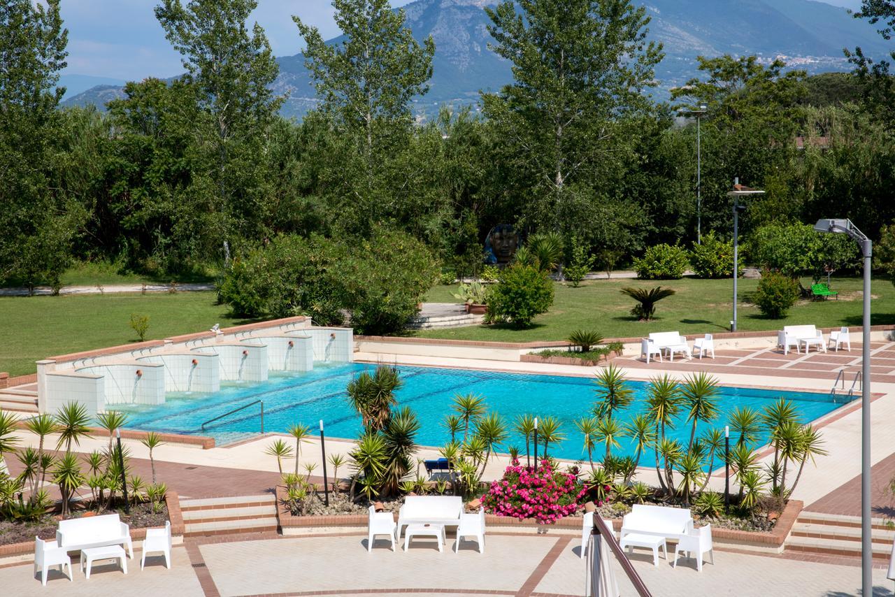 Grand Hotel Πέστουμ Εξωτερικό φωτογραφία